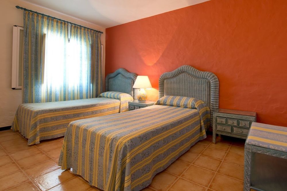 Bluebay Banus 4*